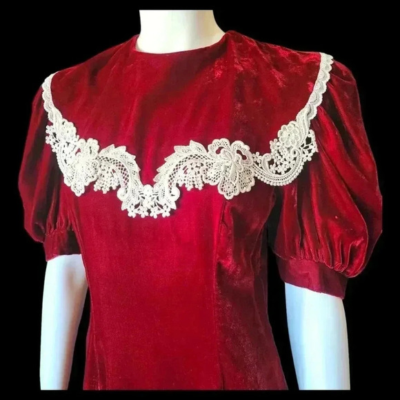 VINTAGE 80s Gunne Sax Red Velvet & Lace Midi Party Dress M - Picture 12 of 15